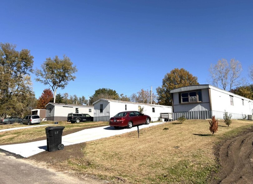 930 S Lincoln St, Ottawa, KS à vendre - Photo principale – Image 1 sur 8