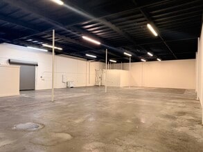 10628 Weaver Ave, South El Monte, CA à louer Photo intérieure– Image 2 sur 6