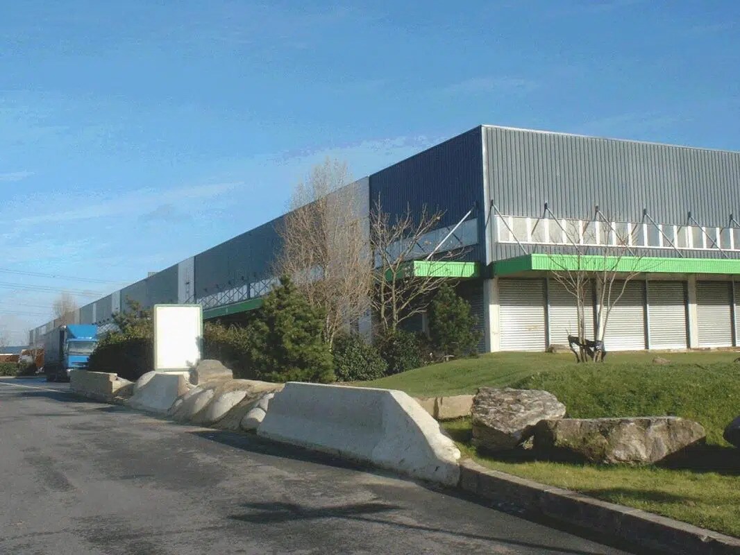 Industriel/Logistique dans Herblay-sur-Seine à louer Photo de l’immeuble– Image 1 sur 12