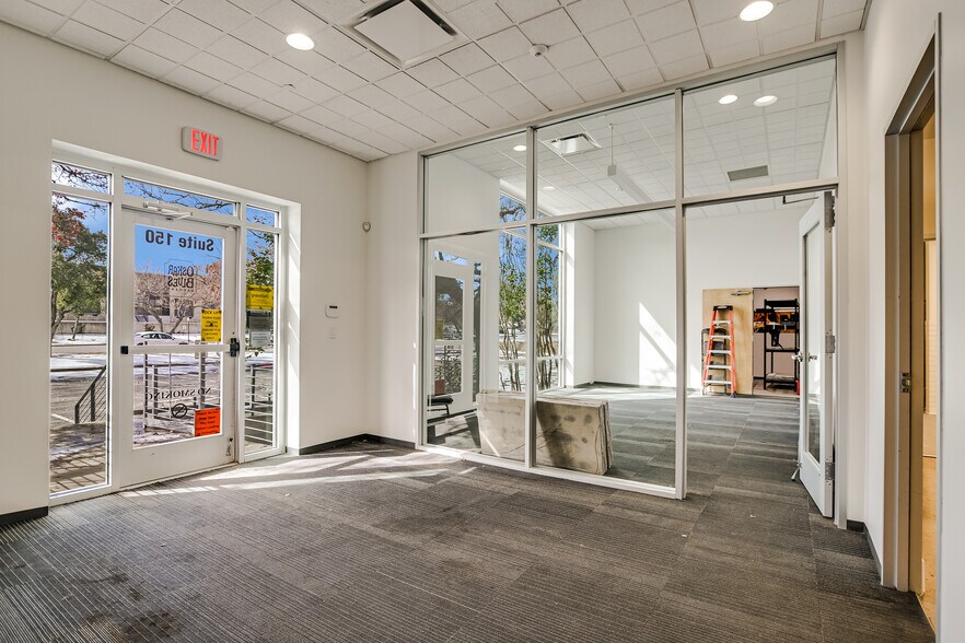 10420 Metric Blvd, Austin, TX à louer - Photo de l’immeuble – Image 3 sur 34
