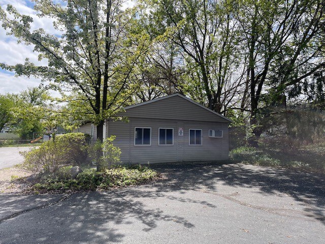 3116 68th St SE, Caledonia, MI à louer - Photo de l’immeuble – Image 2 sur 14