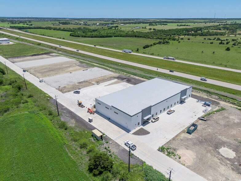 Creedmoor Business Park portefeuille de 2 biens à vendre sur LoopNet.fr - Photo de l’immeuble – Image 3 sur 10