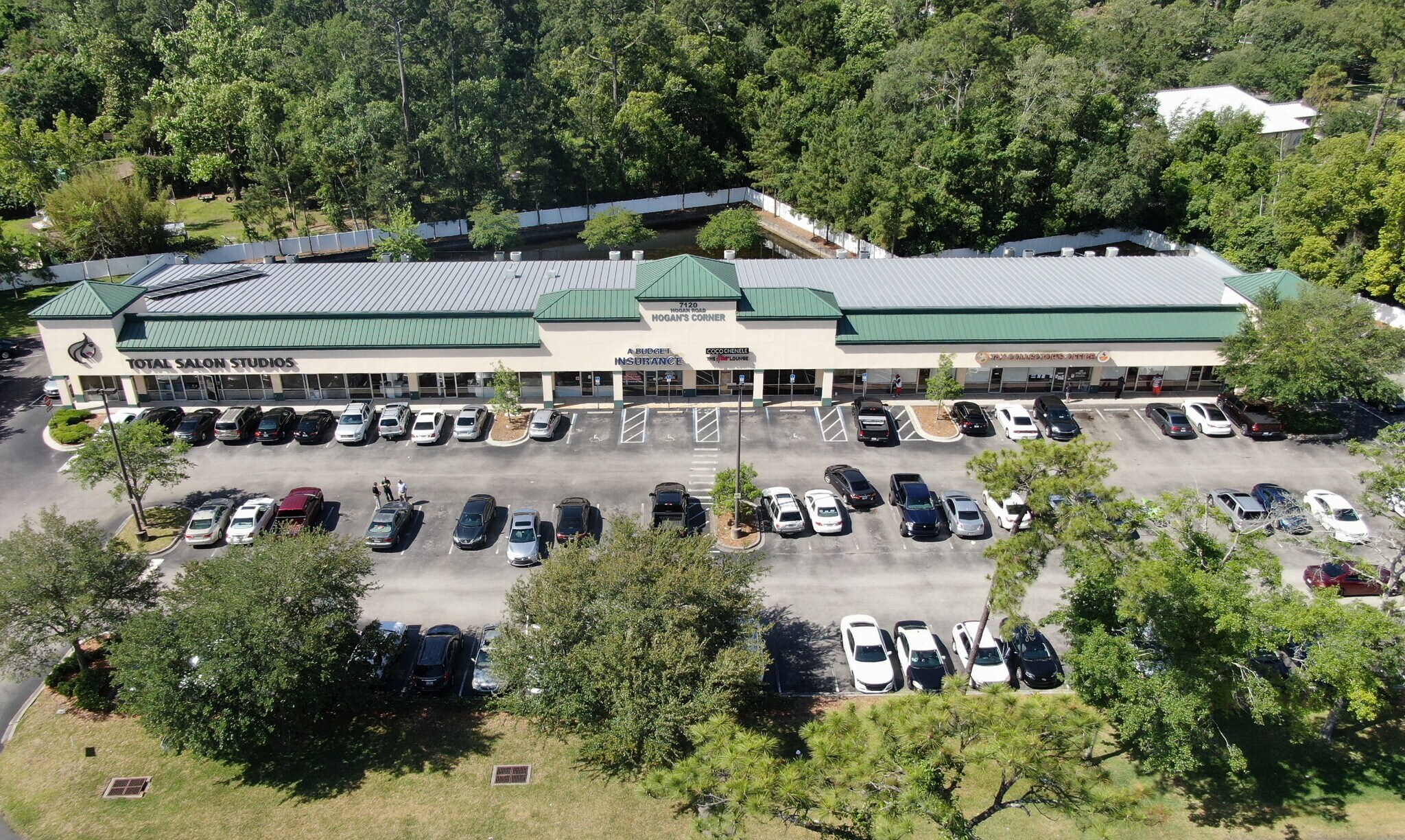 7120 Hogan Rd, Jacksonville, FL à louer Photo de l’immeuble– Image 1 sur 16