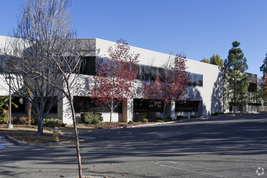 5065 Deer Valley Rd, Antioch, CA à louer - Photo de l’immeuble – Image 2 sur 32