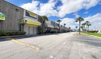 Plus de détails pour 2700-2734 NW 72nd Ave, Miami, FL - Local d'activités à louer
