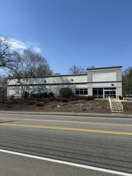 18-20 Crystal Ave, Derry, NH à louer - Photo de l’immeuble – Image 3 sur 13