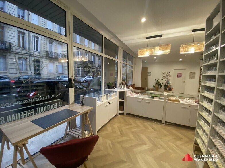 Local commercial dans Bordeaux à louer - Photo intérieure – Image 2 sur 5