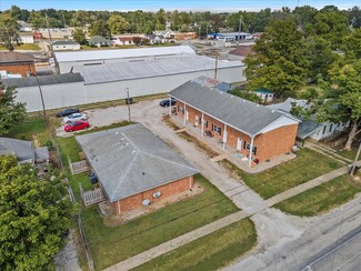 Plus de détails pour 507 Washington St, Pawnee, IL - Logement à vendre