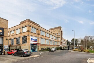Plus de détails pour Edgington Way, Sidcup - Industriel/Logistique à louer