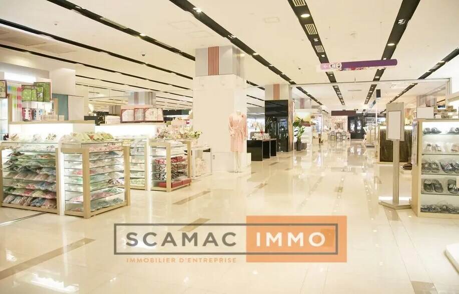 Local commercial dans Avignon à louer - Photo de l’immeuble – Image 2 sur 4