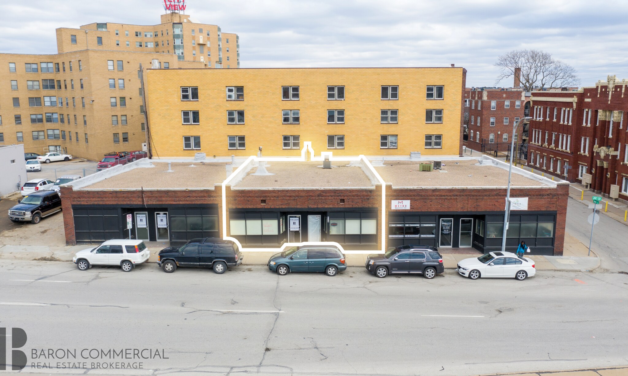 613 S 24th St, Omaha, NE à louer Photo de l’immeuble– Image 1 sur 15