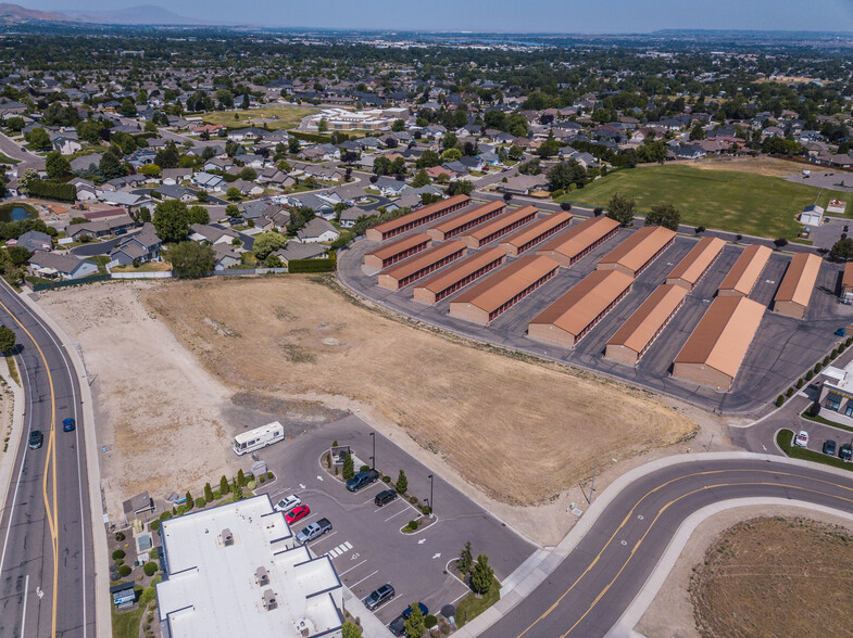2606 S. Williams Place, Kennewick, WA à vendre - Photo principale – Image 3 sur 6