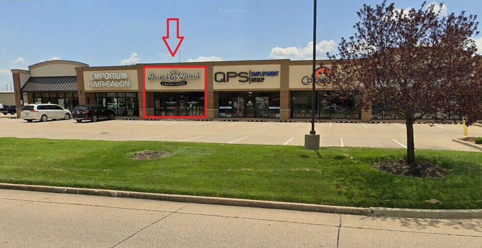 4909 Theater Dr, Evansville, IN à louer - Photo principale – Image 1 sur 1