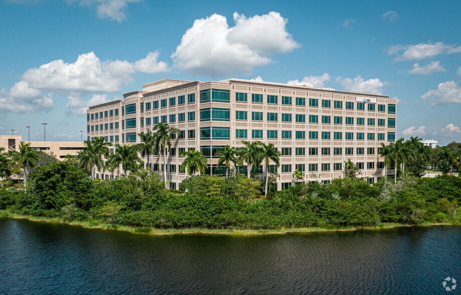 13450 W Sunrise Blvd, Sunrise, FL à louer - Photo principale – Image 1 sur 15