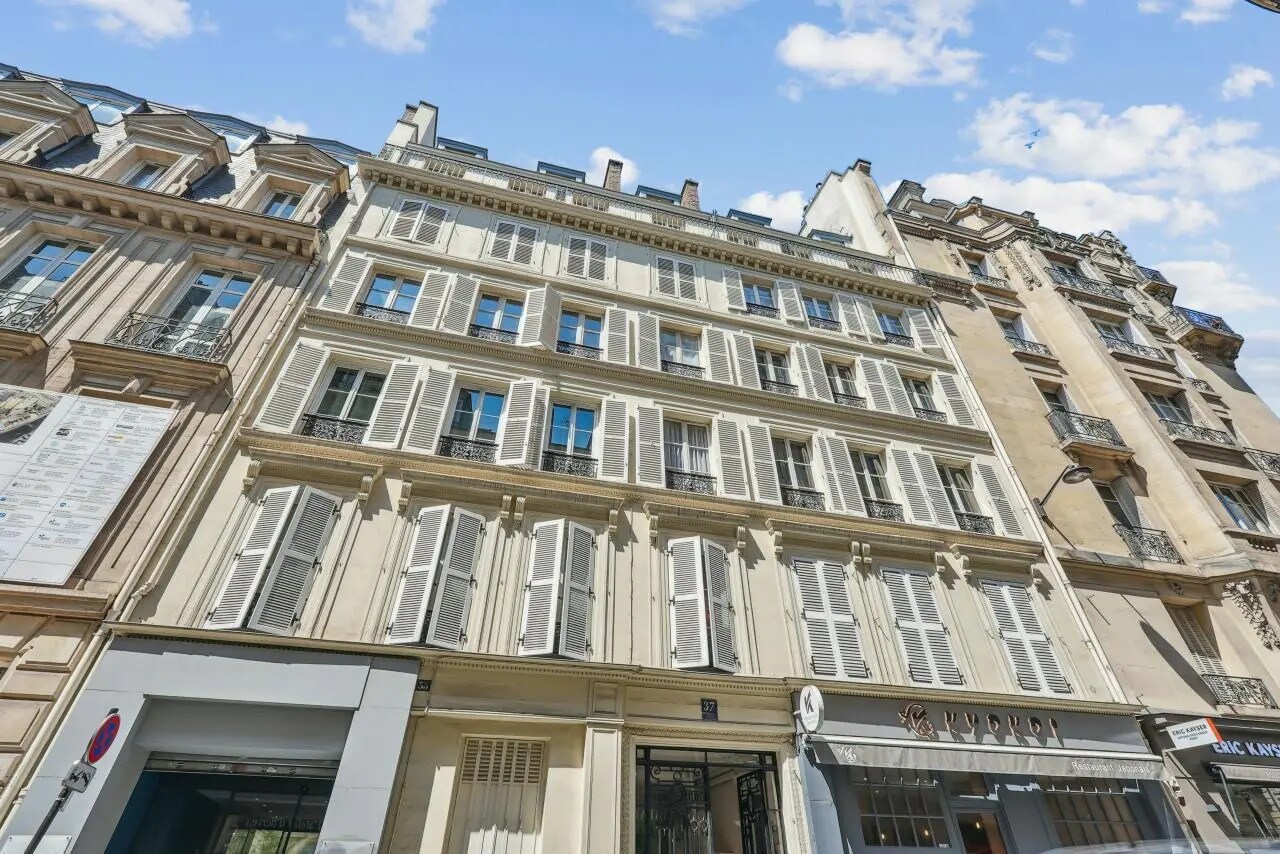 35 Rue De Miromesnil, Paris à louer Photo de l’immeuble– Image 1 sur 13