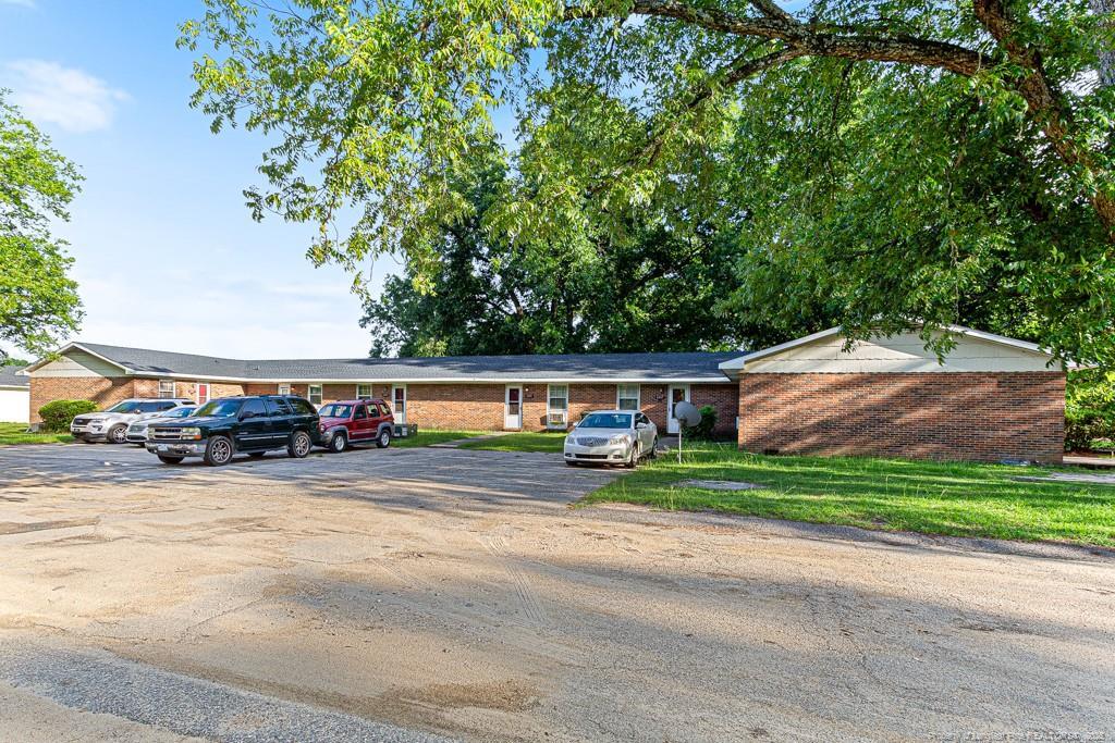 6429 Starbrook Dr, Fayetteville, NC à vendre Photo de l’immeuble– Image 1 sur 9