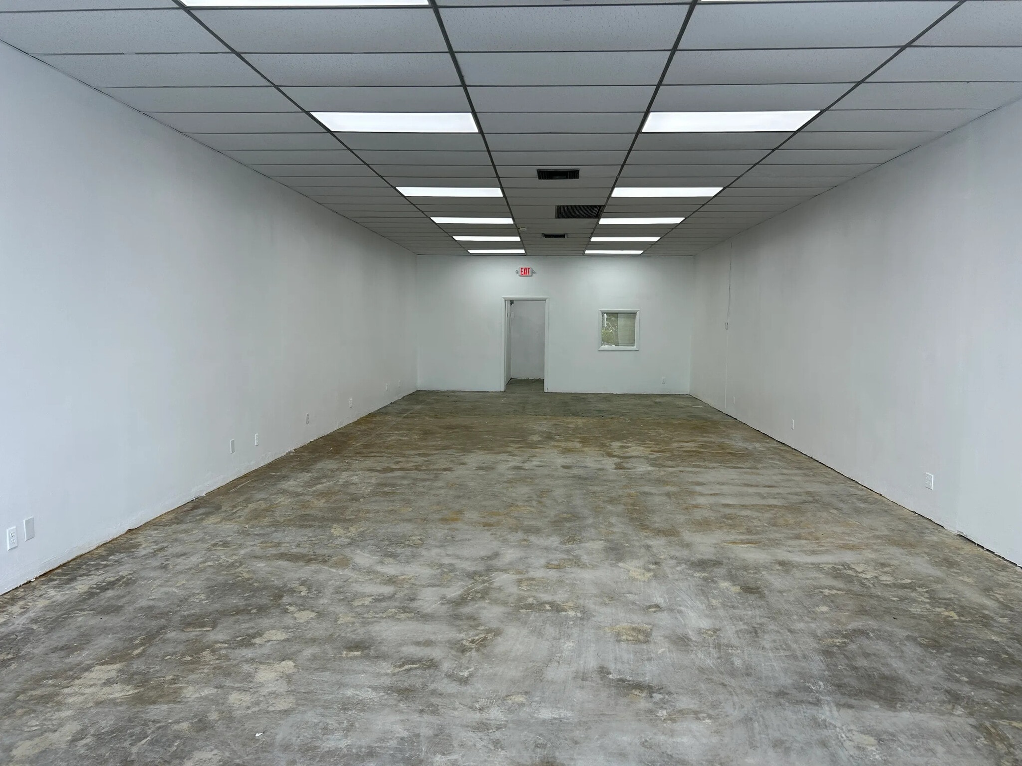 1501-1551 E Commercial Blvd, Fort Lauderdale, FL à louer Photo intérieure– Image 1 sur 1