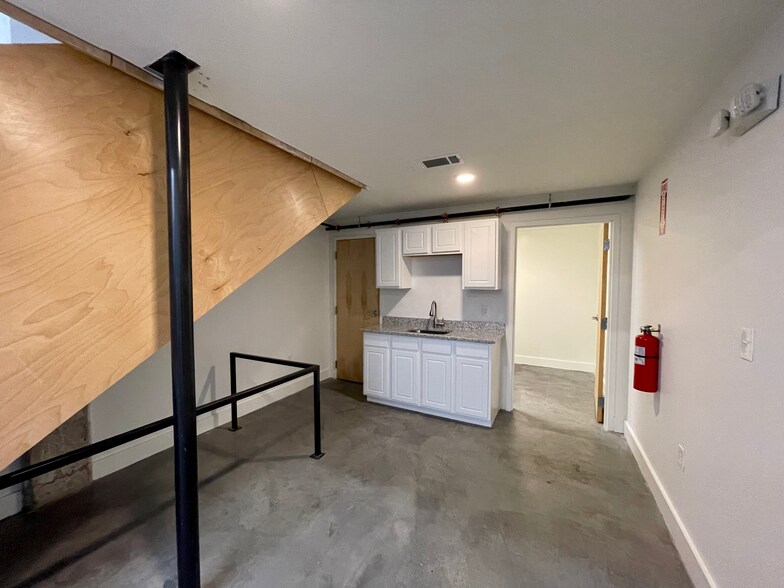 239 Grant St SE, Atlanta, GA à louer - Photo intérieure – Image 3 sur 4