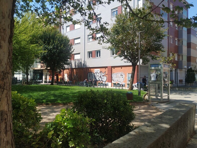 Plaza de San Bartolomé, 1, Valladolid, Valladolid à louer - Photo de l’immeuble – Image 3 sur 23