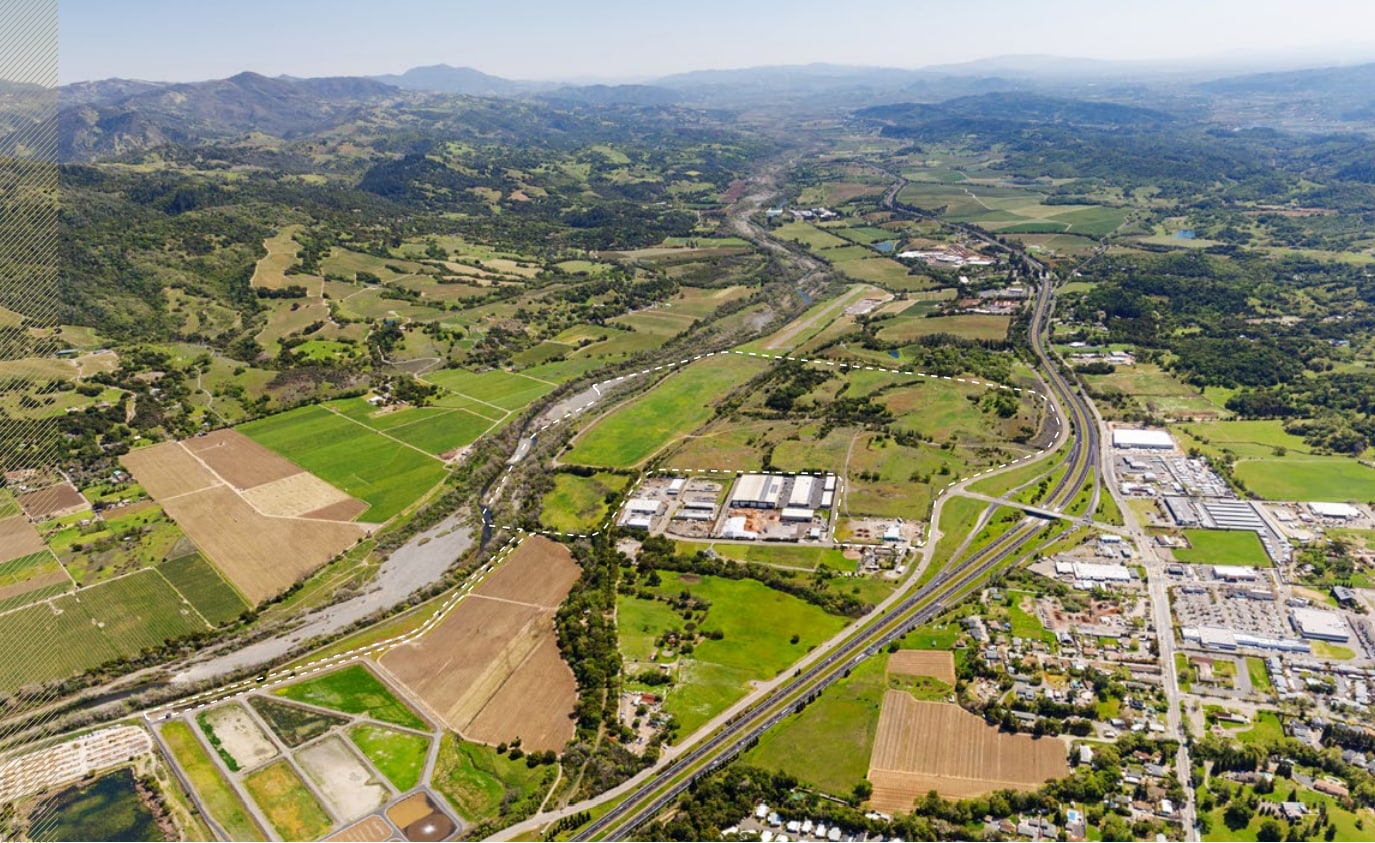US Highway 101, Cloverdale, CA à vendre Aérien– Image 1 sur 6