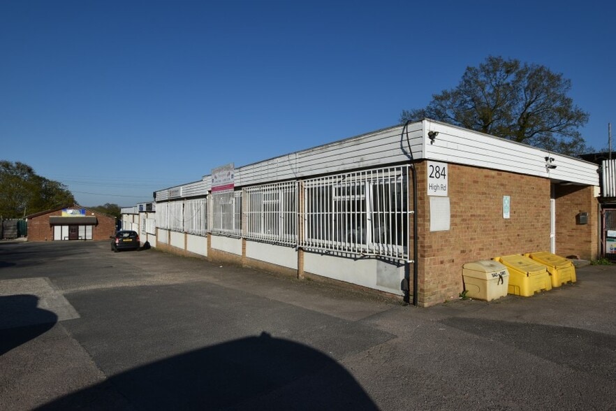 High Rd, Epping à louer - Photo de l’immeuble – Image 1 sur 1