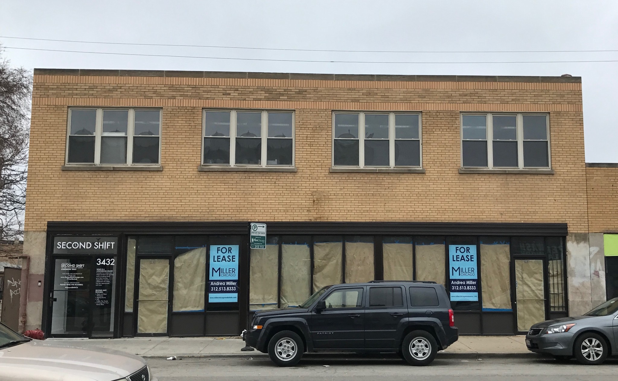 3430 W Diversey Ave, Chicago, IL à louer Photo principale– Image 1 sur 24