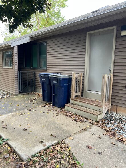 1446 N Randall Ave, Janesville, WI à vendre - Photo de l’immeuble – Image 3 sur 8