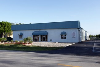 Plus de détails pour 4573 Enterprise Ave, Naples, FL - Industriel/Logistique à louer