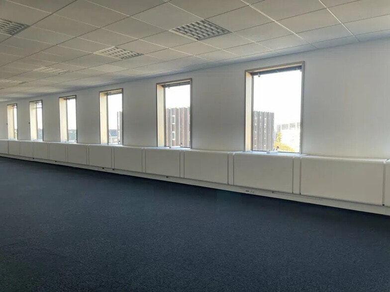 Bureau dans Le Havre à louer - Photo de l’immeuble – Image 3 sur 4