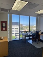 8383 Wilshire Blvd, Beverly Hills, CA à louer Photo intérieure– Image 1 sur 3