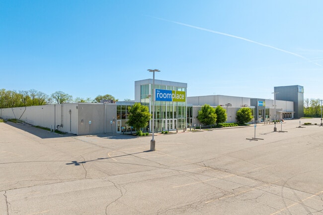 Plus de détails pour 8301 E Washington St, Indianapolis, IN - Industriel/Logistique à vendre
