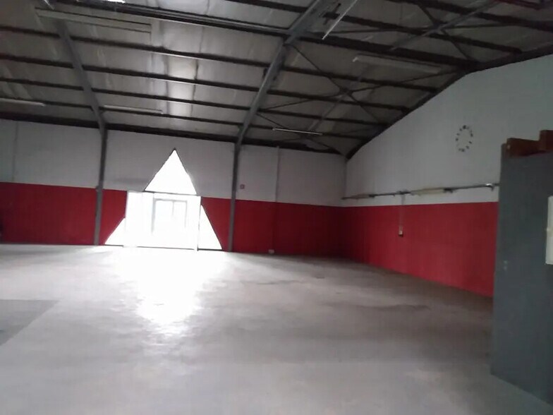 Local d’activités dans Challes-les-Eaux à louer - Photo intérieure – Image 3 sur 10