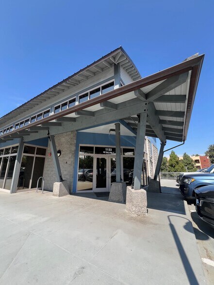 1133 NW Wall St, Bend, OR à louer - Photo de l’immeuble – Image 2 sur 12