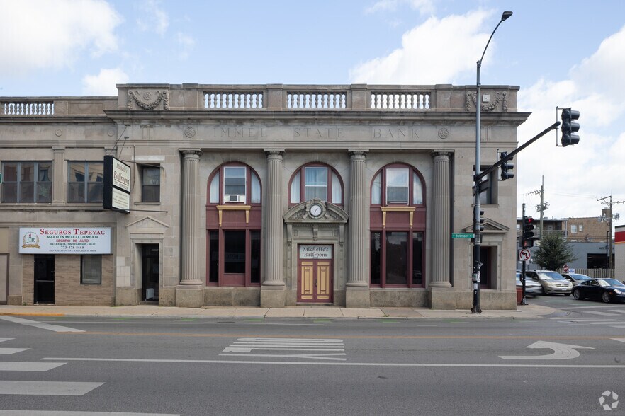 2804-2806 W Belmont Ave, Chicago, IL à louer - Photo de l’immeuble – Image 3 sur 10