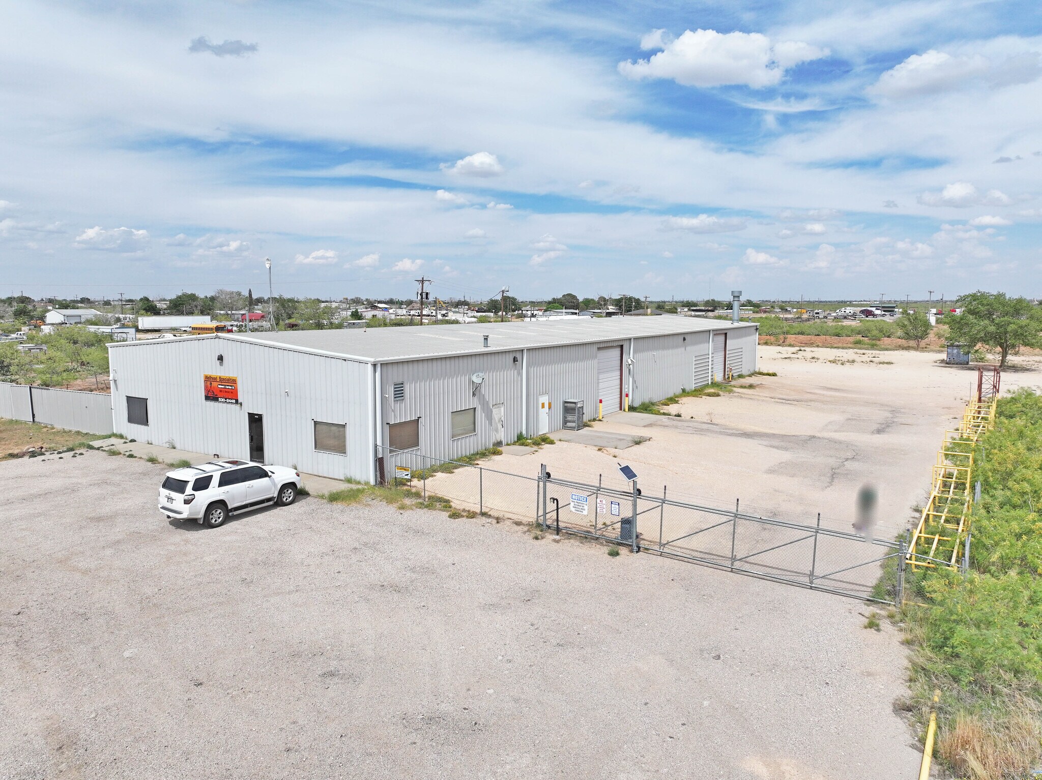 1890 N Mercury Ave, Odessa, TX à louer Photo principale– Image 1 sur 63