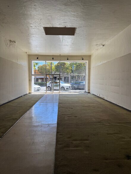 1156 San Carlos Ave, San Carlos, CA à louer - Photo de l’immeuble – Image 3 sur 10