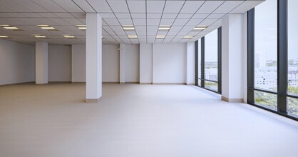 9712 65th Rd, Rego Park, NY à louer Photo intérieure– Image 1 sur 2