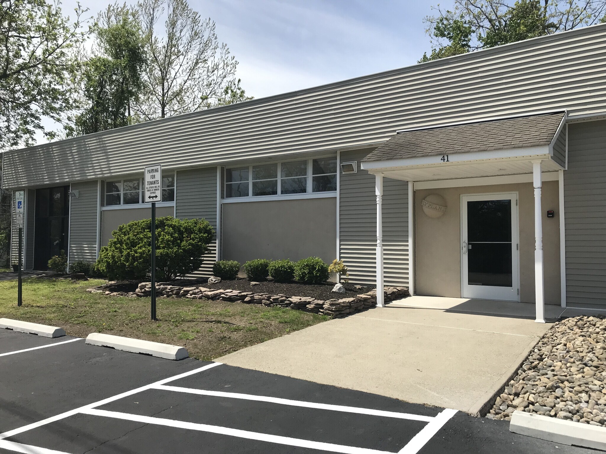 41 William St, Wayne, NJ à louer Photo de l’immeuble– Image 1 sur 6