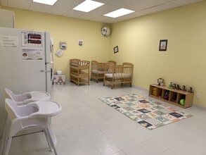 1333 Thomaston Ave, Waterbury, CT à louer Photo intérieure– Image 2 sur 21