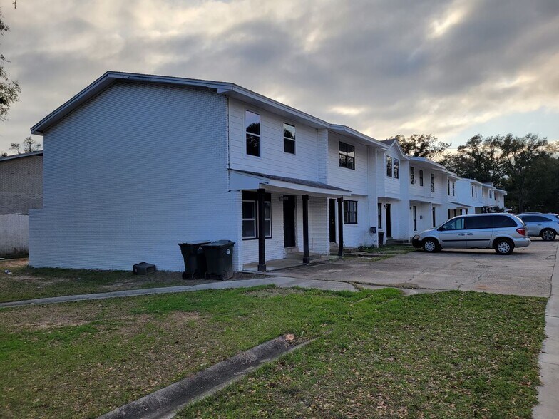 1201-1281 W Maxwell St, Pensacola, FL à vendre - Photo principale – Image 1 sur 22