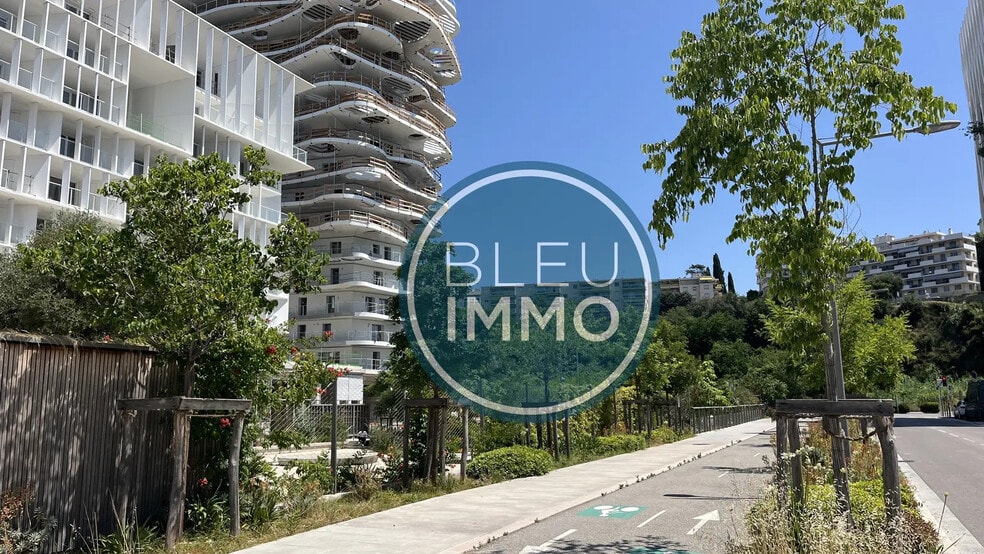 Rue Emmanuel Grout, Nice à louer - Photo de l’immeuble – Image 2 sur 4