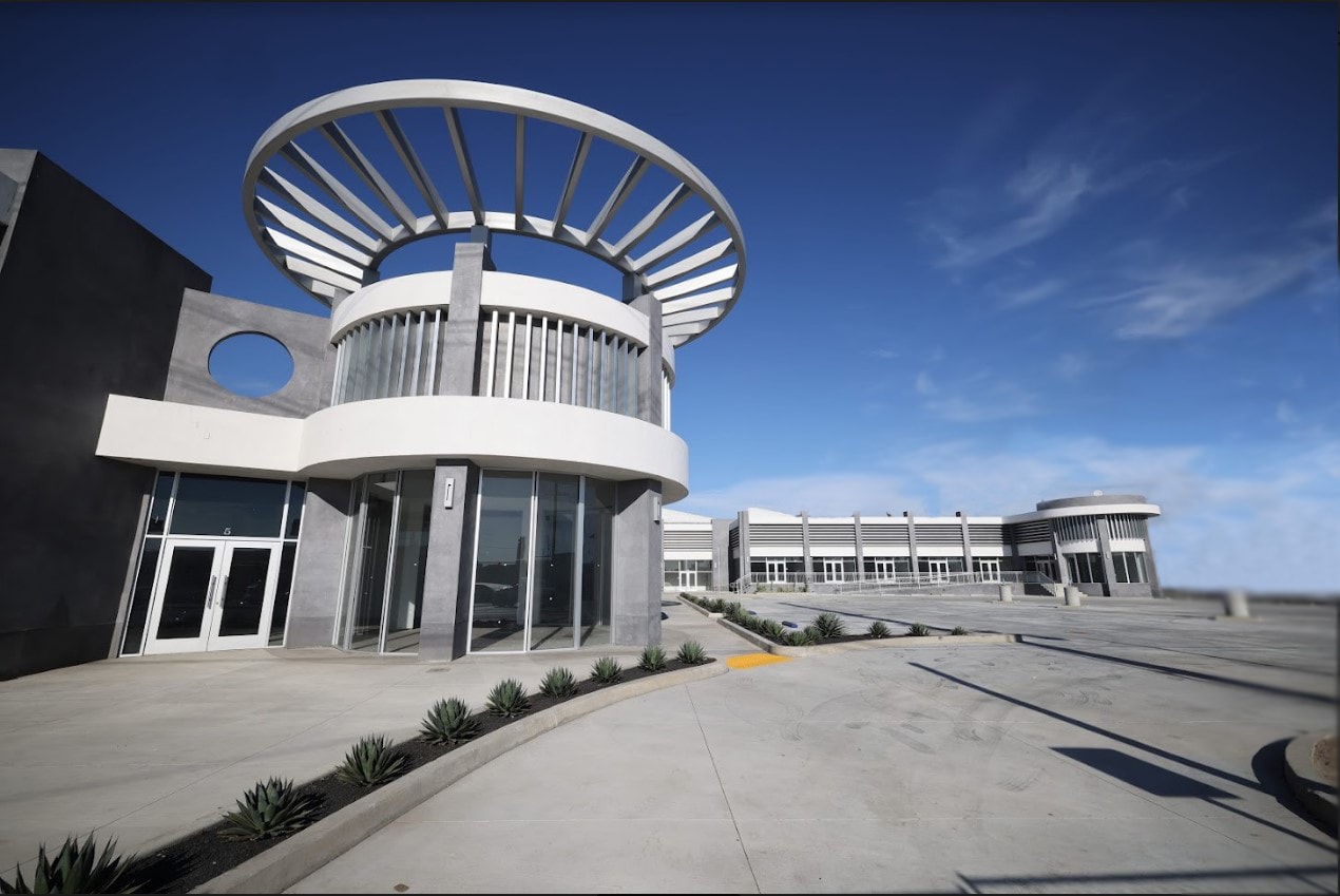 1530 S Alameda St, Los Angeles, CA à louer Photo principale– Image 1 sur 26