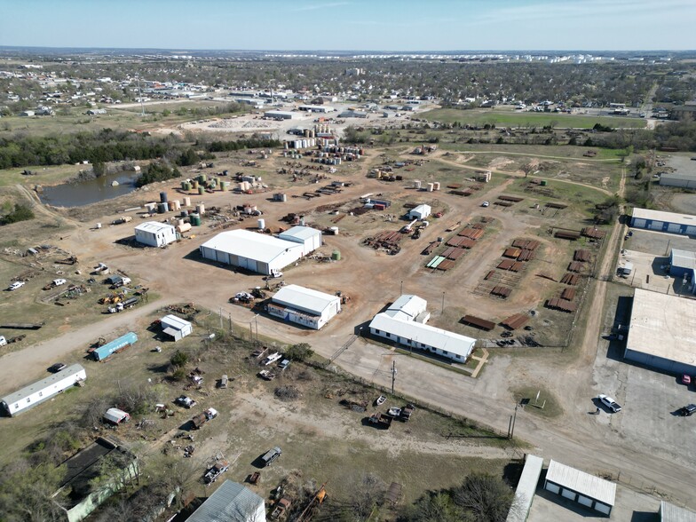 601 E Pine St, Cushing, OK à vendre - Photo de l’immeuble – Image 2 sur 17