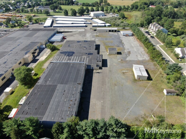 20 N Front St, Bally, PA à vendre - Aérien – Image 2 sur 10