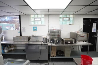 2101 Douglas Run Rd, Sutersville, PA à vendre Photo intérieure– Image 2 sur 15