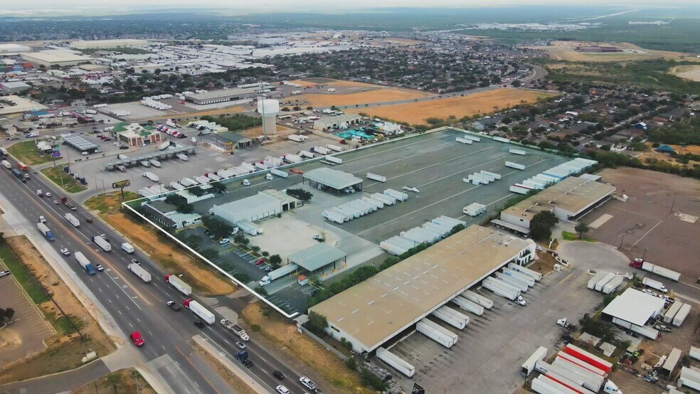 14002 FM 1472, Laredo, TX à louer - Vidéo sur l’annonce professionnelle – Image 2 sur 16