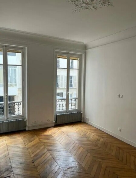 72 Avenue Kléber, Paris à louer - Photo de l’immeuble – Image 2 sur 7