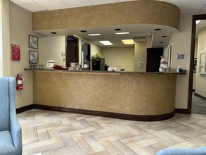 10511 Six Mile Cypress Hwy, Fort Myers, FL à vendre Photo intérieure– Image 2 sur 3