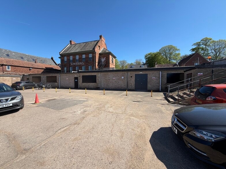 21 Oak St, Fakenham à vendre - Photo principale – Image 1 sur 4