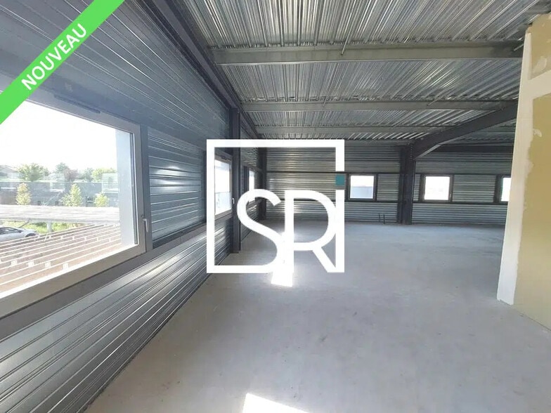 Bureau dans Pont-du-Château à louer - Photo de l’immeuble – Image 1 sur 11